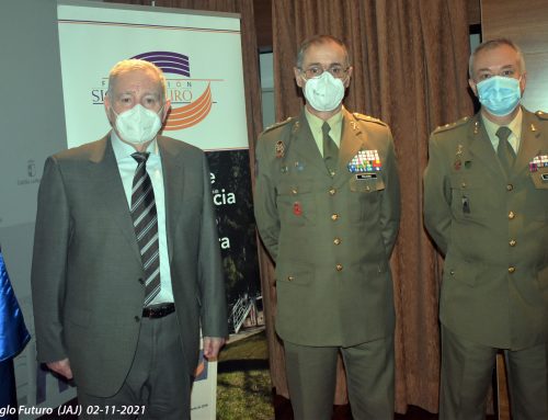 Conferencia del Teniente General CARLOS PALACIOS sobre la Operación Balmis. El fue el responsable de las Unidades del Ejército