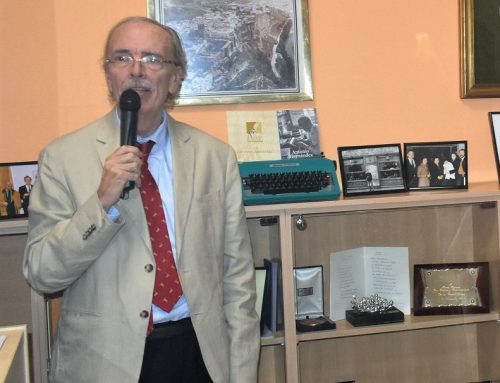 Antonio Hernández, Premio Nacional de Poesía, ya tiene su «Rincón del recuerdo» en la Sede de la Fundación Siglo Futuro.