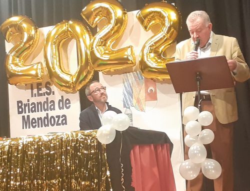 Juan Garrido apadrinó a los alumnos que se graduaban en el Instituto Brianda de Mendoza el día 22 de junio. En su alocución, les pidió implicación  y que nunca olviden sus orígenes.